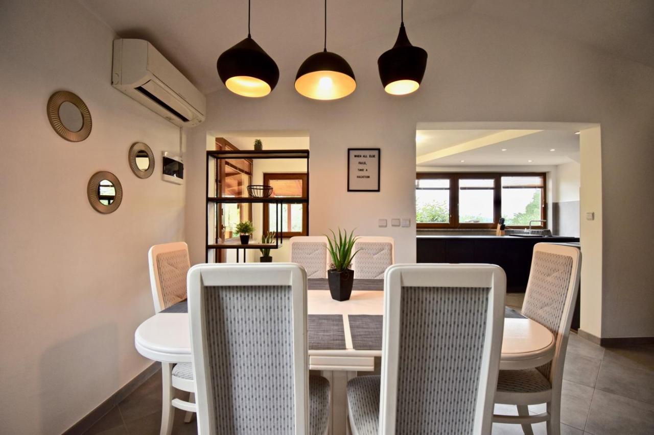 Relaxing Holiday House With Terrace Sea View Μεντουλίν Εξωτερικό φωτογραφία