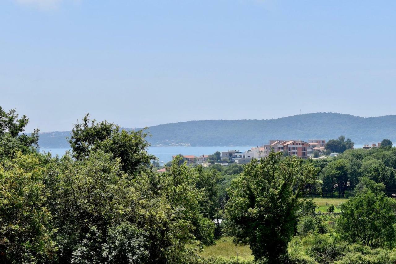 Relaxing Holiday House With Terrace Sea View Μεντουλίν Εξωτερικό φωτογραφία