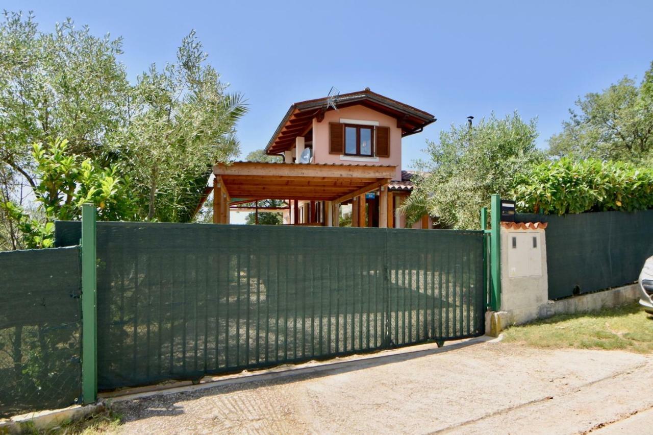 Relaxing Holiday House With Terrace Sea View Μεντουλίν Εξωτερικό φωτογραφία